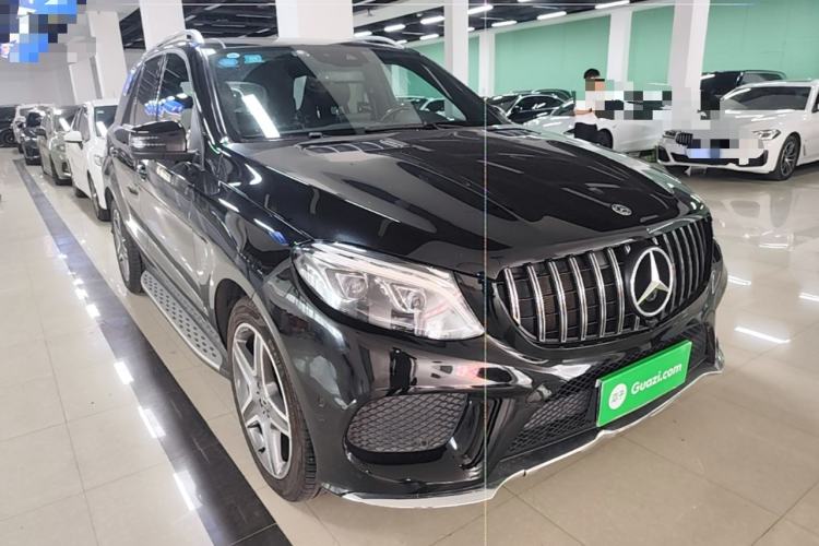 Used Mercedes-Benz GLE 2017 GLE 400 4MATIC Front Right 45 Deg