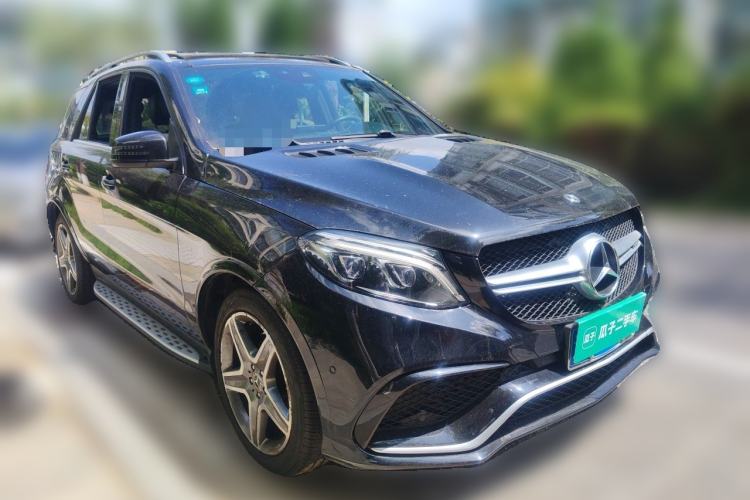 Used Mercedes-Benz GLE 2017 GLE 400 4MATIC Front Right 45 Deg