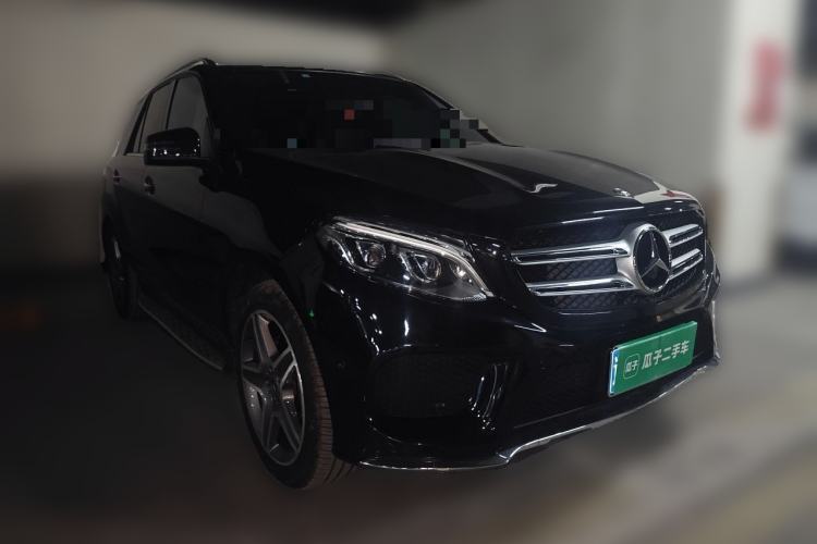 Used Mercedes-Benz GLE 2017 GLE 400 4MATIC Front Right 45 Deg