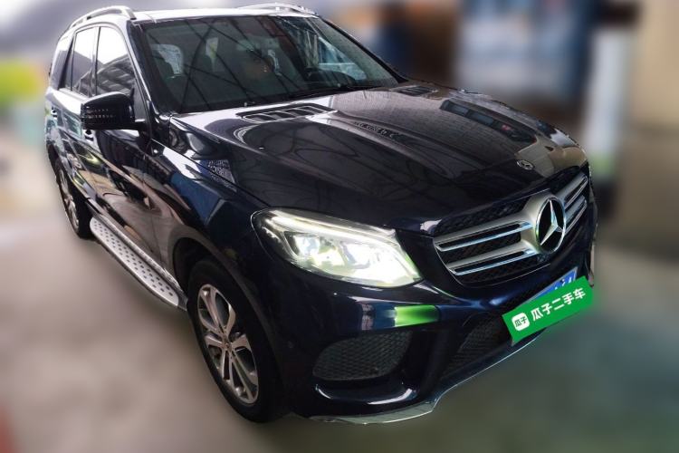 Used Mercedes-Benz GLE 2017 GLE 320 4MATIC Dynamic Model Front Right 45 Deg