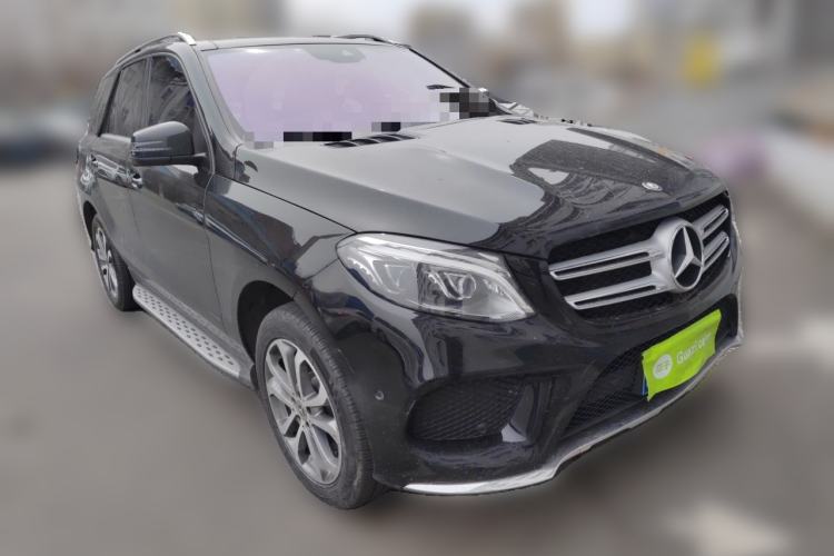 Used Mercedes-Benz GLE 2017 GLE 320 4MATIC Dynamic Model Front Right 45 Deg