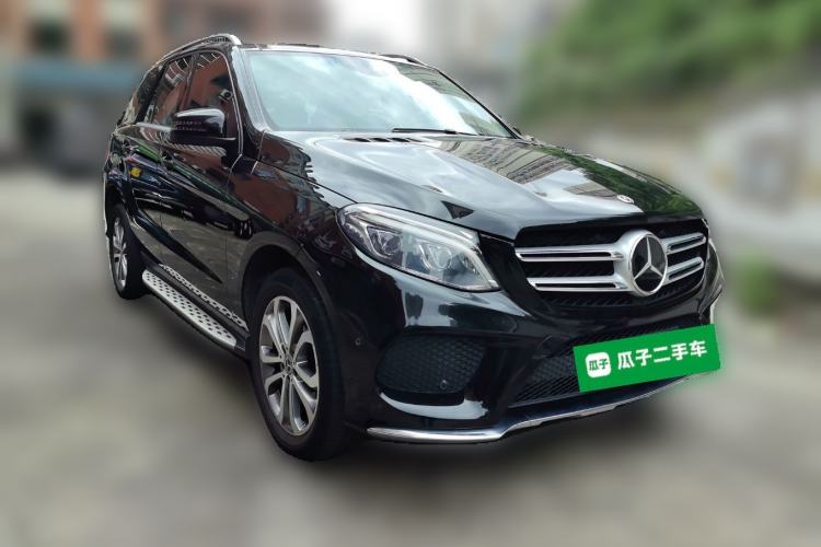 Used Mercedes-Benz GLE 2017 GLE 320 4MATIC Dynamic Model Front Right 45 Deg