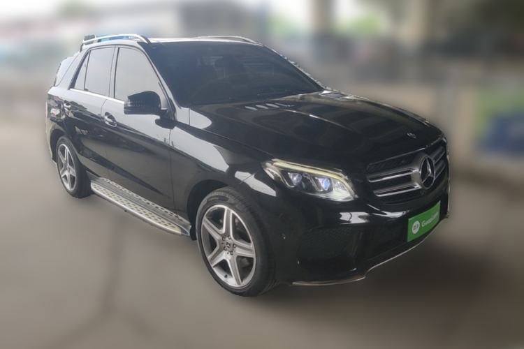 Used Mercedes-Benz GLE 2017 GLE 400 4MATIC Front Right 45 Deg