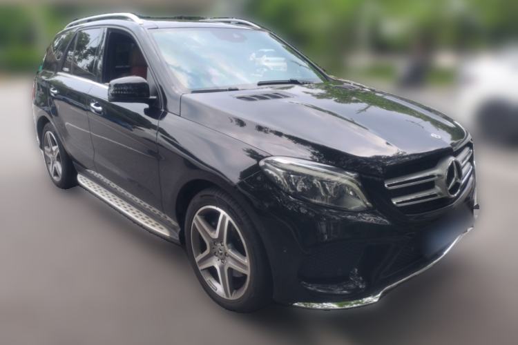 Used Mercedes-Benz GLE 2017 GLE 400 4MATIC Front Right 45 Deg
