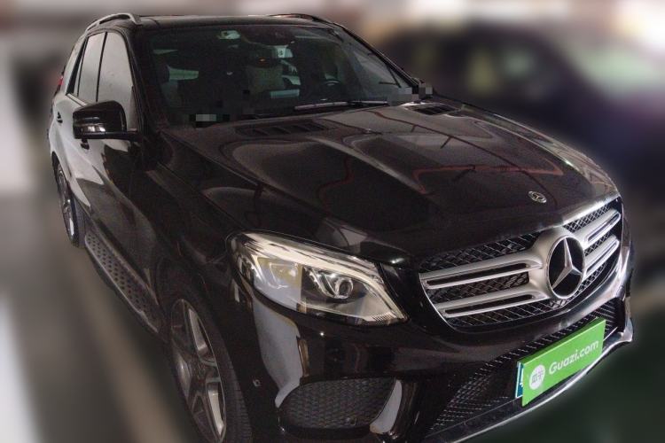 Used Mercedes-Benz GLE 2017 GLE 400 4MATIC Front Right 45 Deg