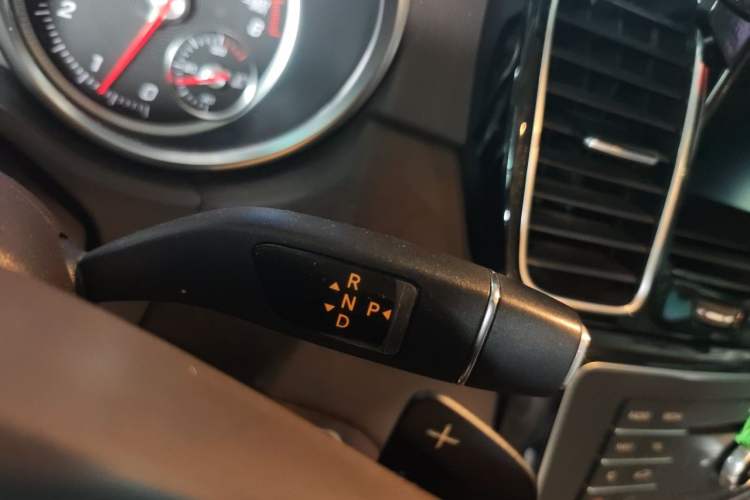 Used Mercedes-Benz GLE 2017 GLE 320 4MATIC Dynamic Model Gear Lever