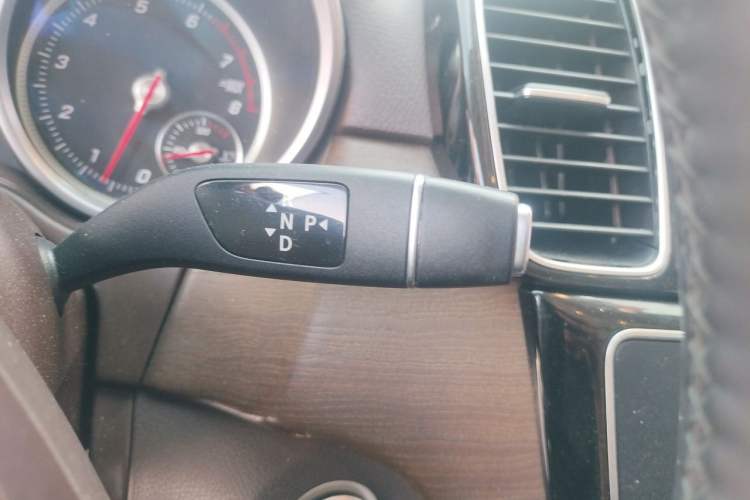 Used Mercedes-Benz GLE 2017 GLE 320 4MATIC Luxury Model Gear Lever