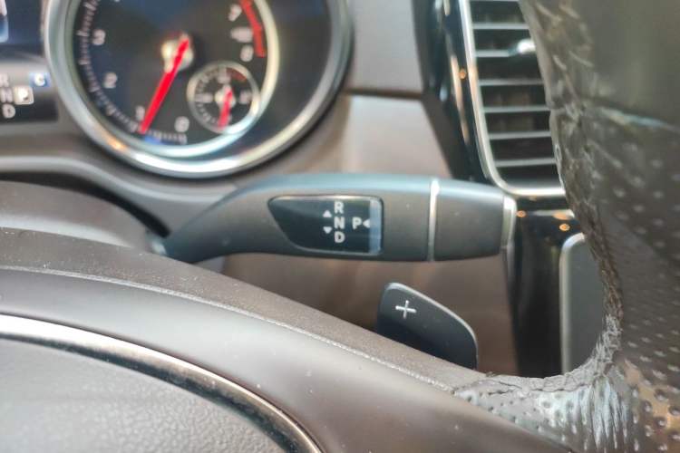 Used Mercedes-Benz GLE 2017 GLE 320 4MATIC Dynamic Model Gear Lever