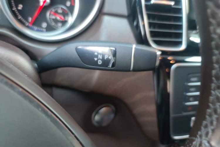 Used Mercedes-Benz GLE 2017 GLE 320 4MATIC Dynamic Model Gear Lever