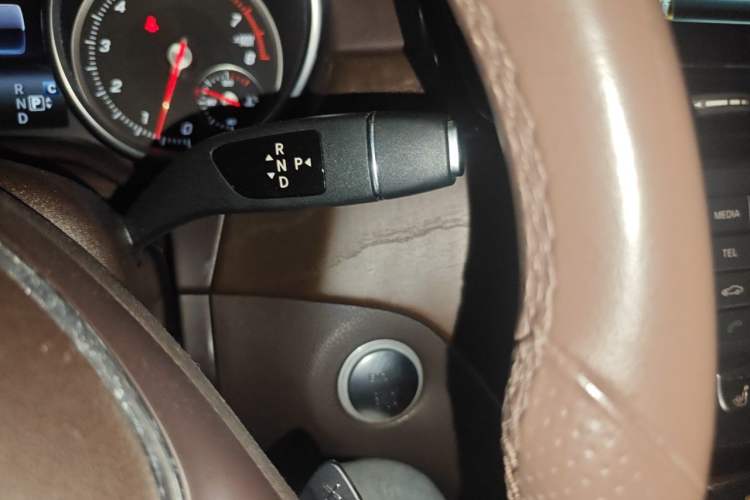 Used Mercedes-Benz GLE 2017 GLE 400 4MATIC Gear Lever