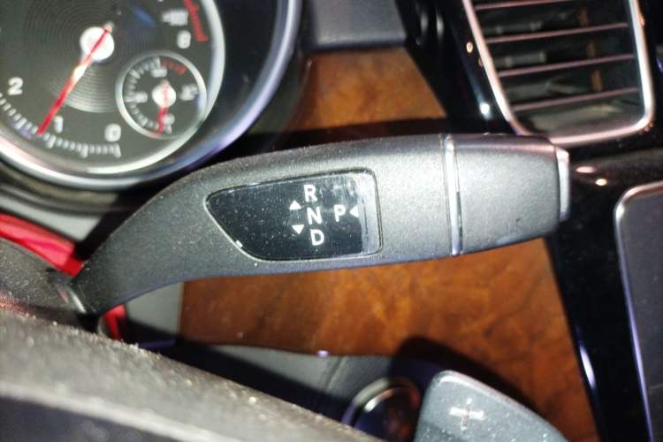 Used Mercedes-Benz GLE  Gear Lever