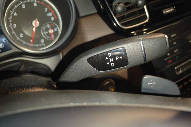 Used Mercedes-Benz GLE 2017 GLE 400 4MATIC Gear Lever
