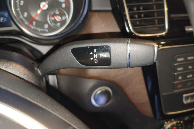 Used Mercedes-Benz GLE 2017 GLE 320 4MATIC Dynamic Model Gear Lever