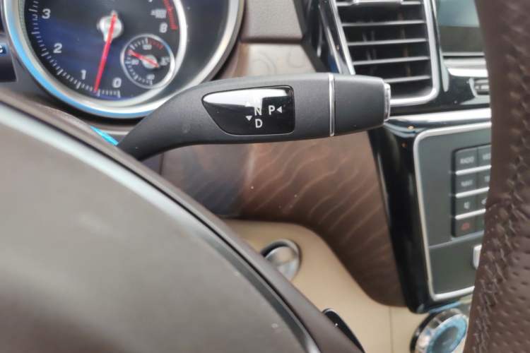 Used Mercedes-Benz GLE 2017 GLE 320 4MATIC Dynamic Model Gear Lever