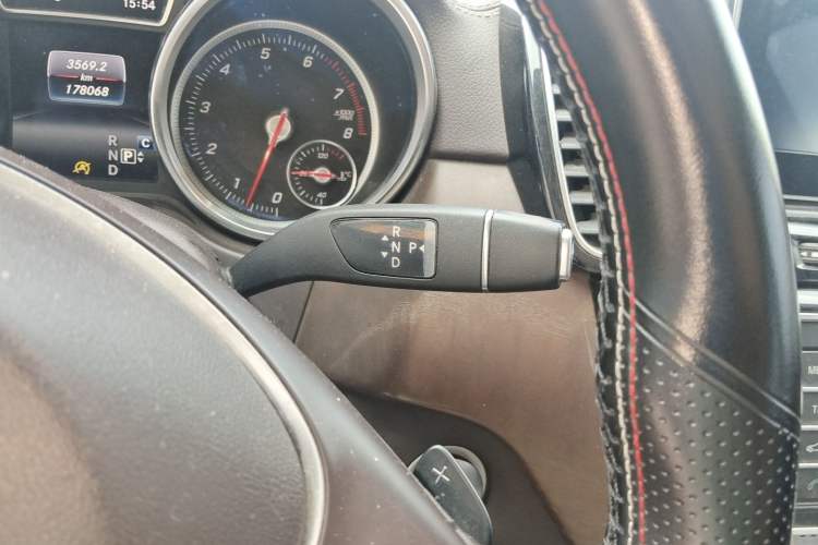Used Mercedes-Benz GLE 2017 GLE 320 4MATIC Dynamic Model Gear Lever