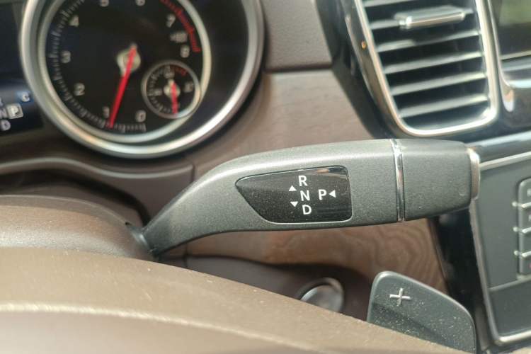 Used Mercedes-Benz GLE 2017 GLE 320 4MATIC Dynamic Model Gear Lever