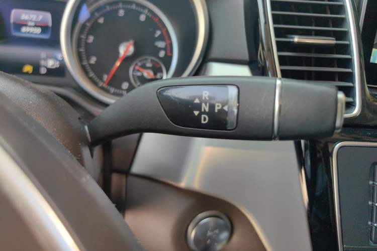 Used Mercedes-Benz GLE  Gear Lever