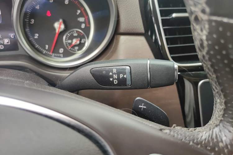 Used Mercedes-Benz GLE 2017 GLE 320 4MATIC Luxury Model Gear Lever