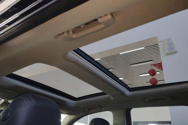 Used Mercedes-Benz GLE 2017 GLE 320 4MATIC Dynamic Model Headliner