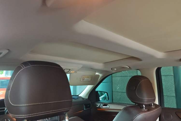 Used Mercedes-Benz GLE 2017 GLE 320 4MATIC Dynamic Model Headliner