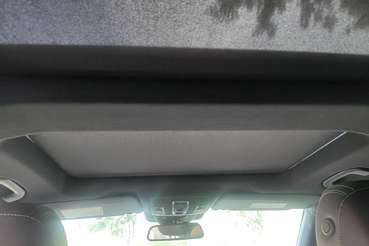 Used Mercedes-Benz GLE 2017 GLE 320 4MATIC Dynamic Model Headliner