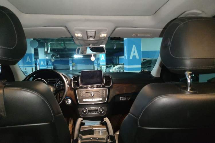 Used Mercedes-Benz GLE 2017 GLE 320 4MATIC Dynamic Model Headliner