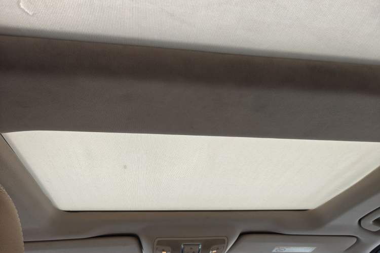 Used Mercedes-Benz GLE 2017 GLE 320 4MATIC Dynamic Model Headliner