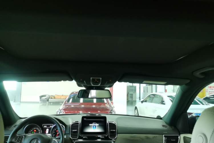 Used Mercedes-Benz GLE 2017 GLE 320 4MATIC Dynamic Model Headliner