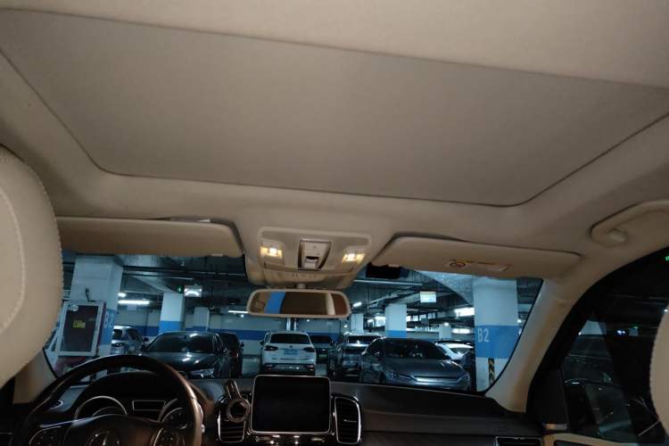 Used Mercedes-Benz GLE 2017 GLE 400 4MATIC Headliner