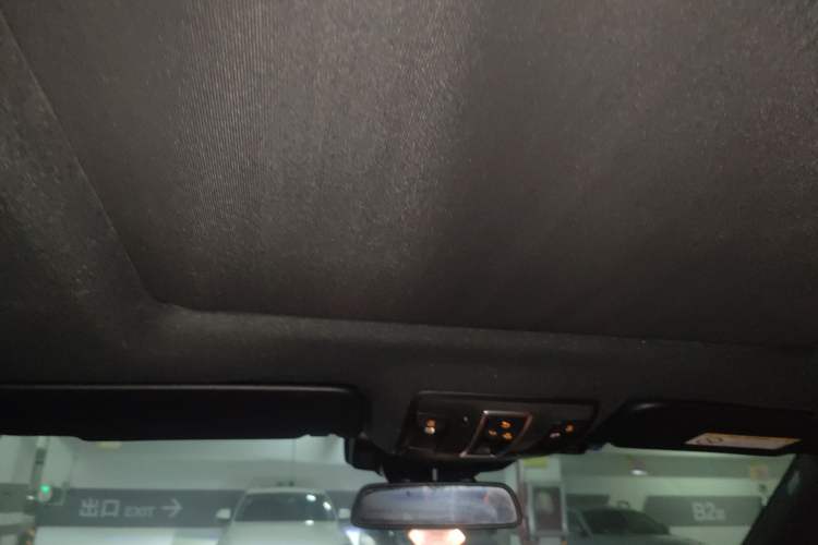 Used Mercedes-Benz GLE 2017 GLE 320 4MATIC Dynamic Model Headliner