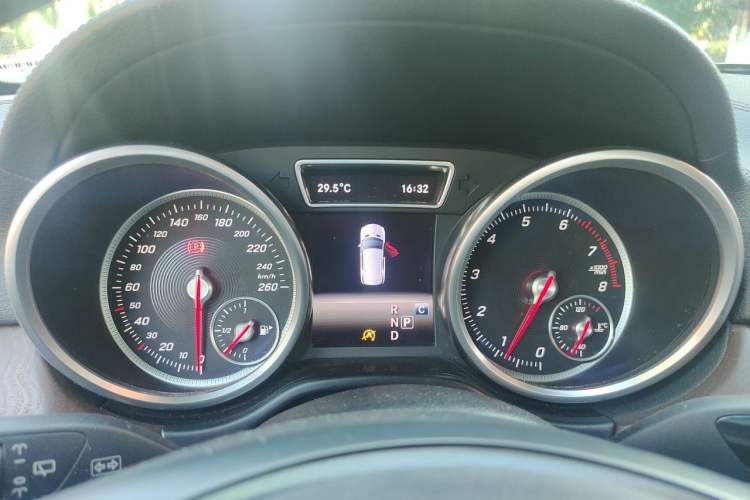 Used Mercedes-Benz GLE 2017 GLE 400 4MATIC Instrument Cluster