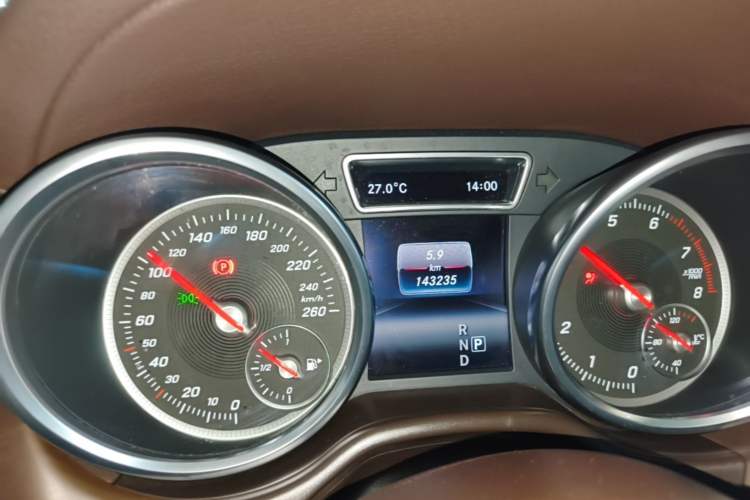 Used Mercedes-Benz GLE 2017 GLE 320 4MATIC Dynamic Model Instrument Cluster