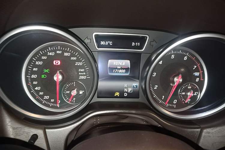 Used Mercedes-Benz GLE 2017 GLE 400 4MATIC Instrument Cluster