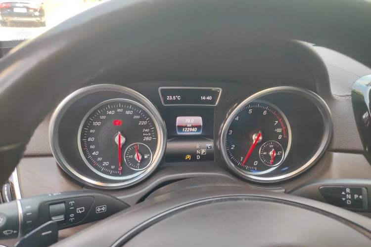 Used Mercedes-Benz GLE 2017 GLE 320 4MATIC Dynamic Model Instrument Cluster
