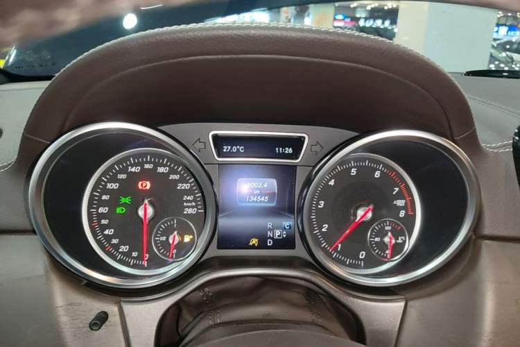 Used Mercedes-Benz GLE 2017 GLE 320 4MATIC Dynamic Model Instrument Cluster