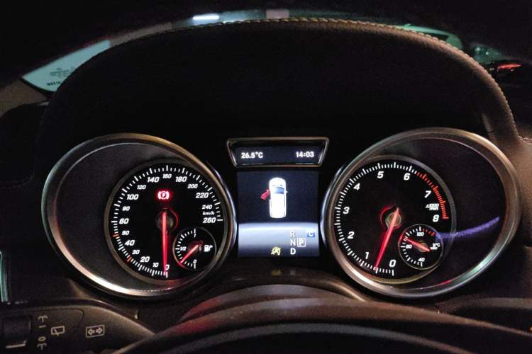 Used Mercedes-Benz GLE 2017 GLE 320 4MATIC Dynamic Model Instrument Cluster
