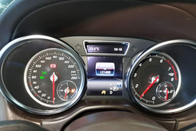 Used Mercedes-Benz GLE 2017 GLE 320 4MATIC Dynamic Model Instrument Cluster
