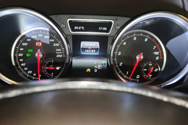 Used Mercedes-Benz GLE 2017 GLE 400 4MATIC Instrument Cluster