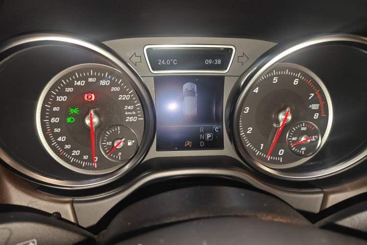 Used Mercedes-Benz GLE 2017 GLE 400 4MATIC Instrument Cluster