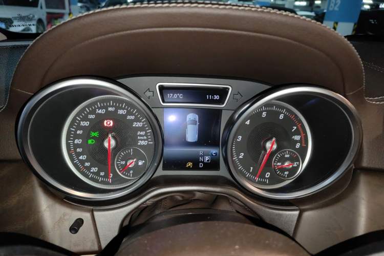 Used Mercedes-Benz GLE 2017 GLE 400 4MATIC Instrument Cluster