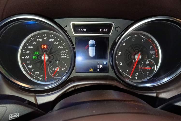Used Mercedes-Benz GLE 2017 GLE 400 4MATIC Instrument Cluster