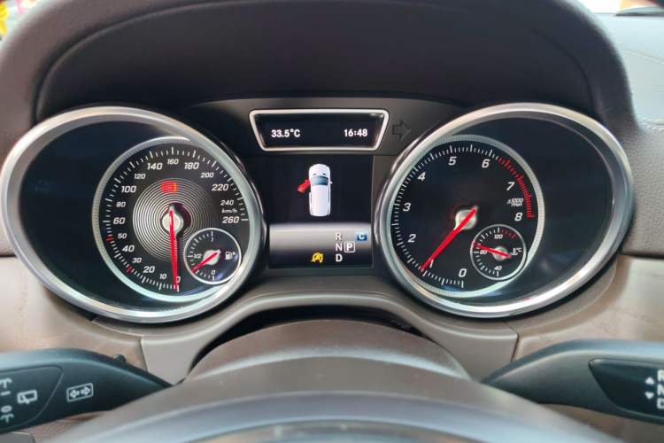 Used Mercedes-Benz GLE 2017 GLE 320 4MATIC Dynamic Model Instrument Cluster
