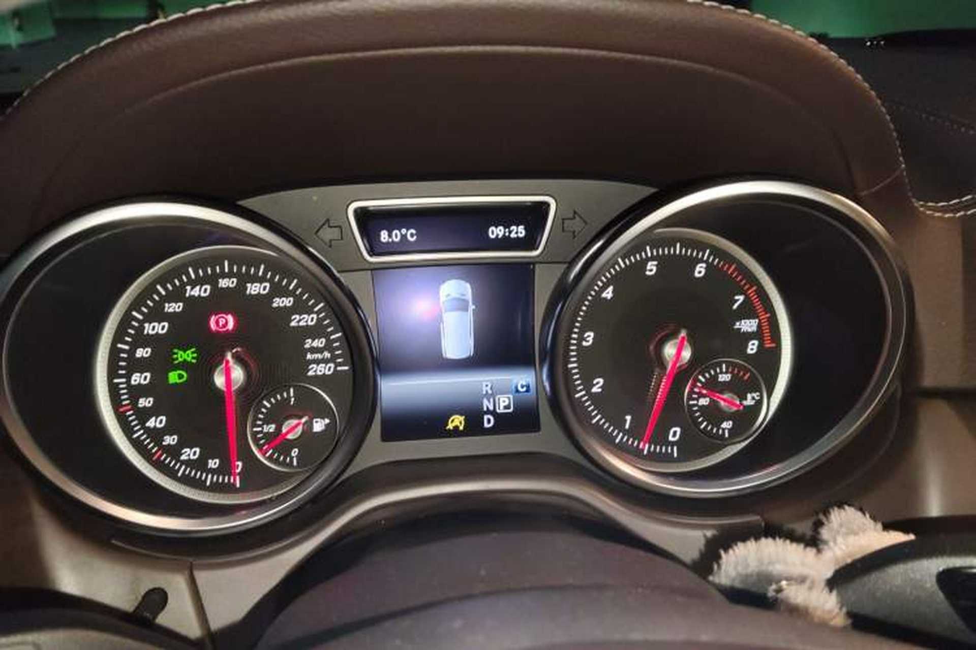 Used Mercedes-Benz GLE  Instrument Cluster