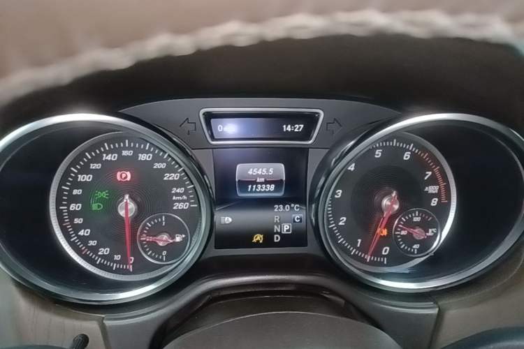 Used Mercedes-Benz GLE 2017 GLE 320 4MATIC Dynamic Model Instrument Cluster