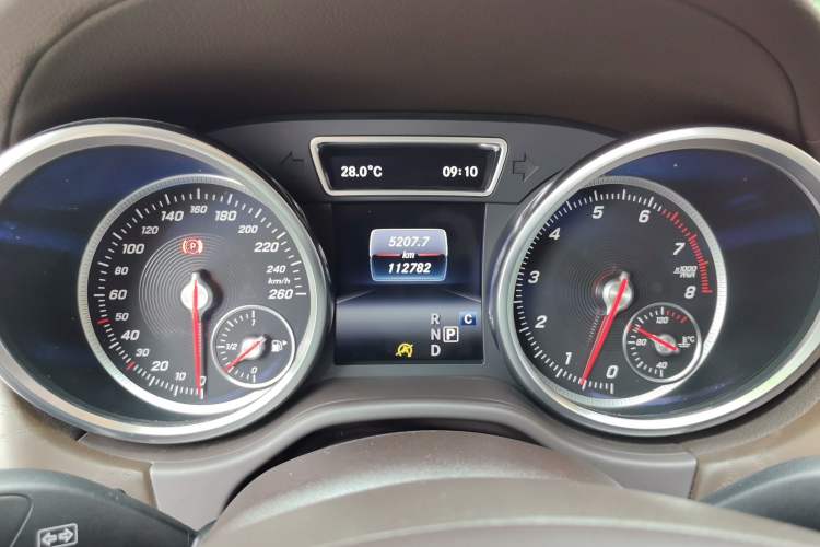 Used Mercedes-Benz GLE 2017 GLE 320 4MATIC Dynamic Model Instrument Cluster