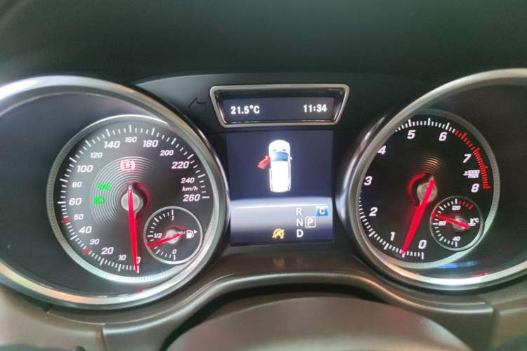 Used Mercedes-Benz GLE 2017 GLE 400 4MATIC Instrument Cluster
