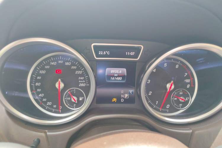 Used Mercedes-Benz GLE 2017 GLE 320 4MATIC Dynamic Model Instrument Cluster