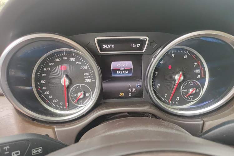 Used Mercedes-Benz GLE 2017 GLE 320 4MATIC Luxury Model Instrument Cluster