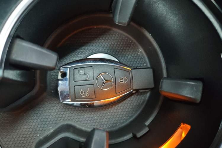 Used Mercedes-Benz GLE 2017 GLE 320 4MATIC Dynamic Model Interior 1