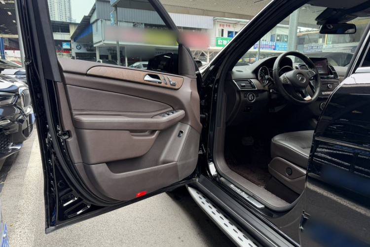 Used Mercedes-Benz GLE 2017 GLE 320 4MATIC Dynamic Model Interior 10